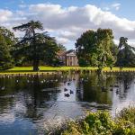 "The Vyne House & Lake" &copy; Simon Q